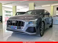 Usata Audi Q8 S-Line 290 CV (213 kW) 2021 Grigio SUV