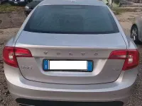 Usata Volvo S60 150 CV (110 kW) 2018 Grigio Berlina