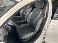 Usata Lancia Ypsilon Silver 69 CV (50 kW) 2012 Bianco Utilitaria