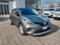 Usata Renault Captur Zen 91 CV (66 kW) 2021 Grigio SUV