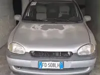 Usata Opel Corsa 65 CV (47 kW) 2000 Grigio Berlina