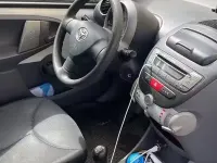 Usata Toyota Aygo 68 CV (50 kW) 2011 Bianco Utilitaria