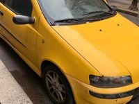 Usata Fiat Punto 80 CV (58 kW) 2000 Giallo Utilitaria