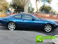 Usata Jaguar XK8 284 CV (208 kW) 1997 Blu Coupé