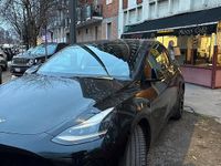 Usata Tesla Model Y 219 kW (299 CV) 2024 Nero SUV