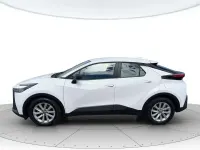 Usata Toyota C-HR Active 98 CV (72 kW) 2024 Bianco SUV