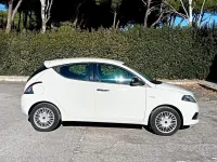Usata Lancia Ypsilon 69 CV (50 kW) 2016 Bianco Utilitaria