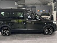 Usata Dacia Dokker Stepway 95 CV (69 kW) 2020 Nero Monovolume