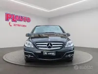 Usata Mercedes B180 109 CV (80 kW) 2009 Nero Monovolume