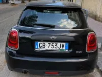 Usata Mini ONE 75 CV (55 kW) 2020 Nero Utilitaria