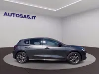 Usata Ford Focus ST-Line 125 CV (91 kW) 2023 Grigio metallizzato Berlina