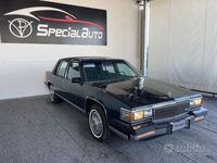 usata Cadillac Fleetwood v8