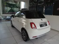 Usado Fiat 500 Dolcevita 69 CV (50 kW) 2023 Gris Utilitario
