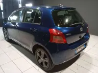 Usata Toyota Yaris Sol 69 CV (50 kW) 2006 Blu/azzurro Berlina