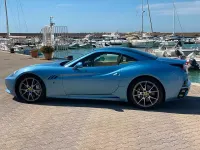 Usata Ferrari California 490 CV (360 kW) 2012 Bluazzurro Cabrio