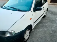 Usata Fiat Punto 60 CV (44 kW) 1998 Bianco Berlina
