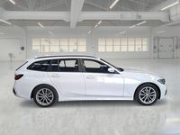 Usata BMW 318 Advantage 150 CV (110 kW) 2022 Bianco Station wagon