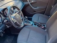 Usata Opel Astra 140 CV (102 kW) 2013 Grigio Berlina