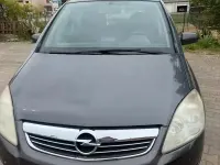 Usata Opel Zafira 150 CV (110 kW) 2009 Grigio Monovolume