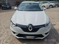 Usata Renault Mégane IV 90 CV (66 kW) 2019 Bianco Berlina