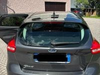 Usata Ford Focus Titanium 120 CV (88 kW) 2017 Grigio Berlina