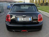 Usata Mini Cooper D Business 116 CV (85 kW) 2015 Utilitaria
