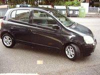 Usata Toyota Yaris 65 CV (47 kW) 2005 Nero Berlina
