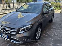 Usata Mercedes GLA200 Premium 156 CV (114 kW) 2020 Grigio SUV