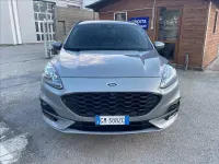 Usata Ford Kuga ST-Line X 225 CV (165 kW) 2023 Grigio metallizzato SUV
