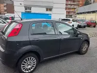 Gebraucht Fiat Grande Punto 77 PS (56 kW) 2010 Grau Kleinwagen