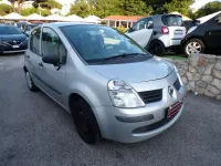 Usata Renault Modus 75 CV (55 kW) 2007 Argento Monovolume