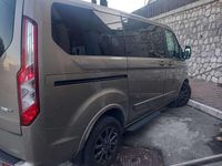 Usata Ford Tourneo Titanium 131 CV (96 kW) 2021 Grigio Monovolume
