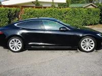 Usata Tesla Model S 158 kW (215 CV) 2018 Nero Utilitaria