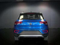 Usata VW T-Roc Life 150 CV (110 kW) 2023 Blu SUV