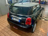 Usata Mini Cooper Hype 136 CV (100 kW) 2017 Nero/tetto bianco Utilitaria