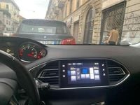 Usata Peugeot 308 Active 92 CV (67 kW) 2014 Bianco Berlina