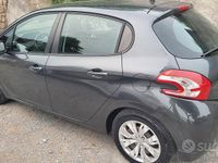 Usata Peugeot 208 82 CV (60 kW) 2012 Grigio Utilitaria