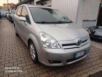 Usata Toyota Corolla Verso Sol 136 CV (100 kW) 2007 Argento Monovolume