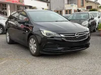 Begagnad Opel Astra 110 HK (80 kW) 2019 Svart Sedan