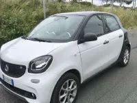 Usata Smart ForFour Prime 71 CV (52 kW) 2018 Bianco Utilitaria
