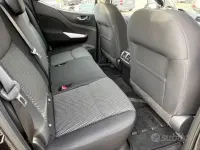Usata Nissan Navara N-Connecta 190 CV (139 kW) 2020 Nero Pick-up