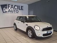 Usata Mini Cooper D Hype 75 CV (55 kW) 2014 Beige Utilitaria