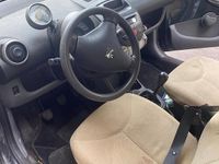 Usata Peugeot 107 68 CV (50 kW) 2008 Grigio Utilitaria