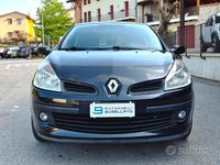 Usata Renault Clio II 75 CV (55 kW) 2007 Nero Berlina