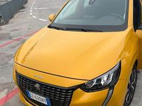 Usata Peugeot 208 75 CV (55 kW) 2020 Giallo Utilitaria