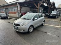Usata Toyota Yaris 87 CV (63 kW) 2007 Grigio Berlina
