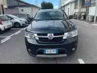 Usata Fiat Freemont 170 CV (125 kW) 2015 Blu SUV