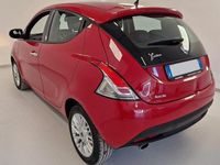 Usata Lancia Ypsilon Gold 69 CV (50 kW) 2013 Rosso Utilitaria