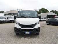 Usata Iveco Daily 175 CV (128 kW) 2022 Bianco Berlina
