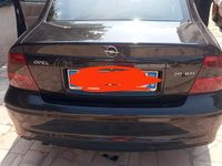 Usata Opel Vectra 101 CV (74 kW) 2001 Nero Utilitaria